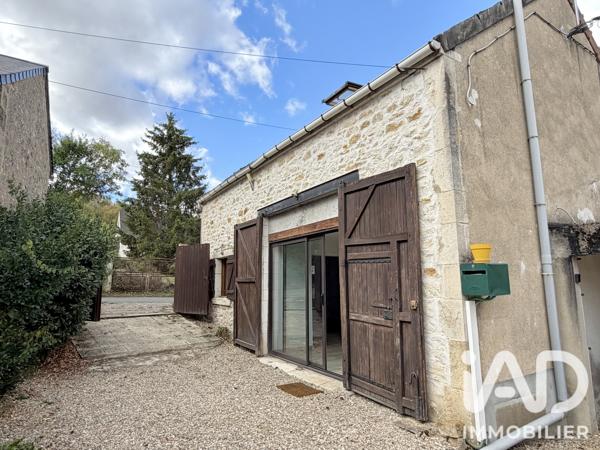 Maison à vendre 4 pièces 74,7 m² Saint-Amand-Montrond
