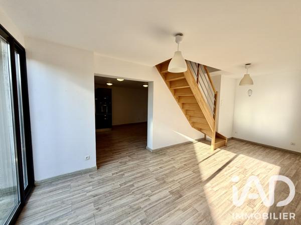 Maison à vendre 4 pièces 74,7 m² Saint-Amand-Montrond