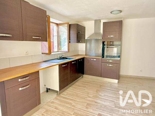 Maison à vendre 4 pièces 74,7 m² Saint-Amand-Montrond