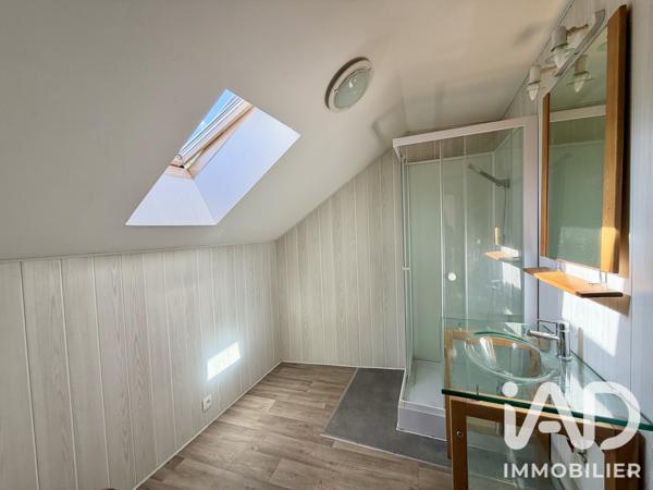 Maison à vendre 4 pièces 74,7 m² Saint-Amand-Montrond