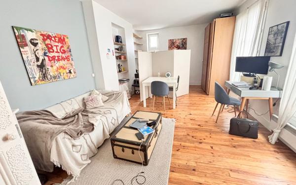 Appartement à vendre    1 pièce • 31,26 m2 Paris 17