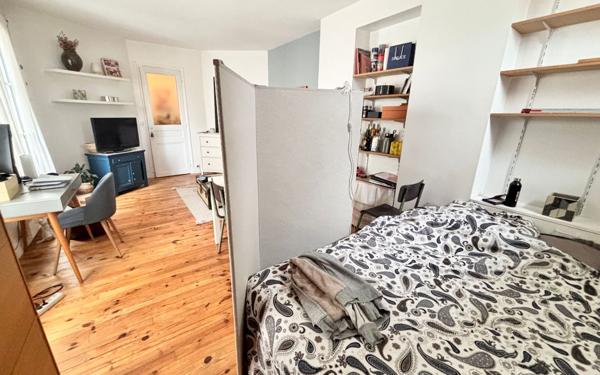 Appartement à vendre    1 pièce • 31,26 m2 Paris 17