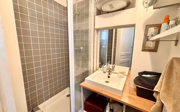Appartement à vendre    1 pièce • 31,26 m2 Paris 17