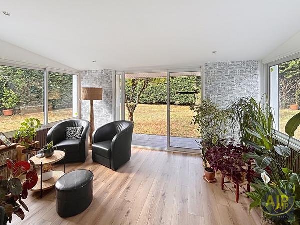 Maison à vendre Pessac - 5 pièces, 118m² avec 3 chambre(s) à 499 000€ - AJP Immobilier Pessac