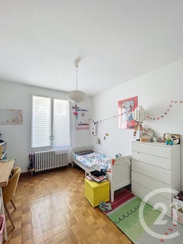 Maison à vendre  7 pièces - 119 m2 CEYRAT - 63