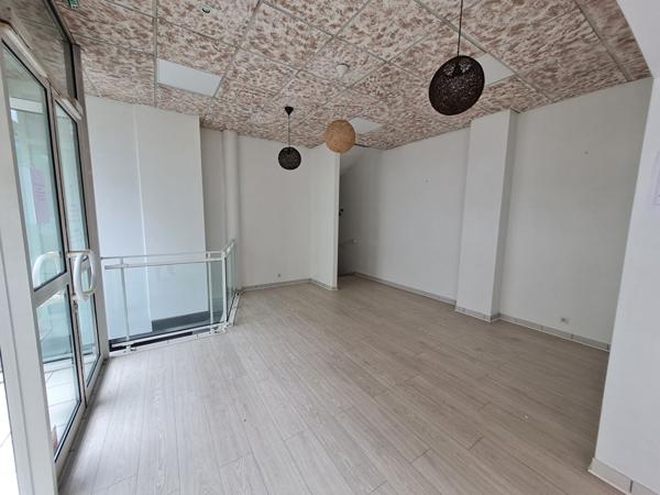 Location bureau Évreux - 137 m² - 1 300 €/mois