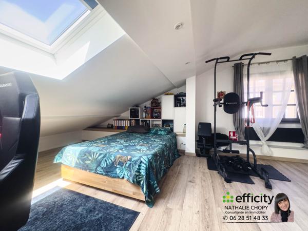 Maison 7 pièces - 199 m² Exclusivité efficity