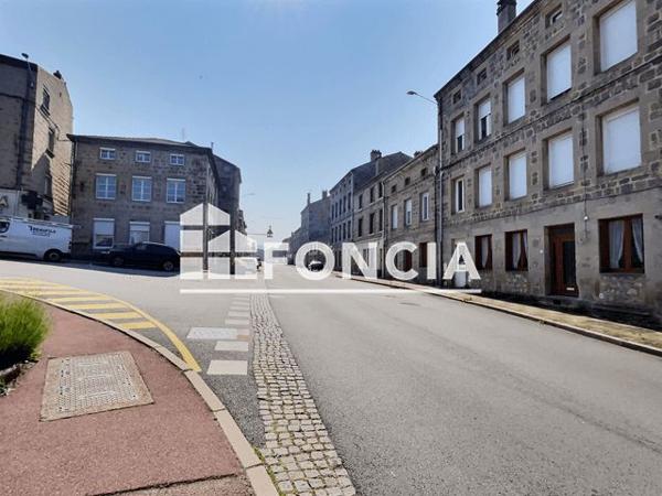 À vendre Appartement 3 pièces 76 m² - La Séauve-sur-semène 43140