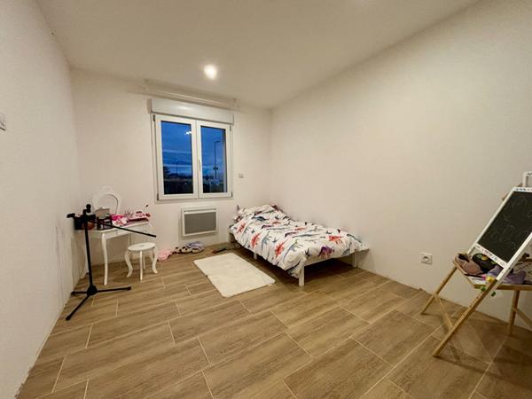 Maison récente proche commodités