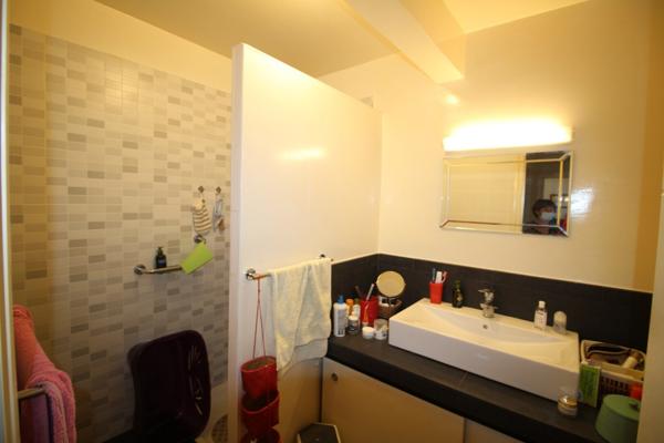 Appartement 4 pièces avec box centre ville