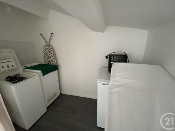 Immeuble à vendre  248 m 2   LA ROCHELLE  - 17