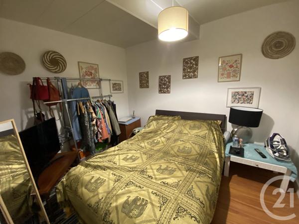 Immeuble à vendre  248 m 2   LA ROCHELLE  - 17