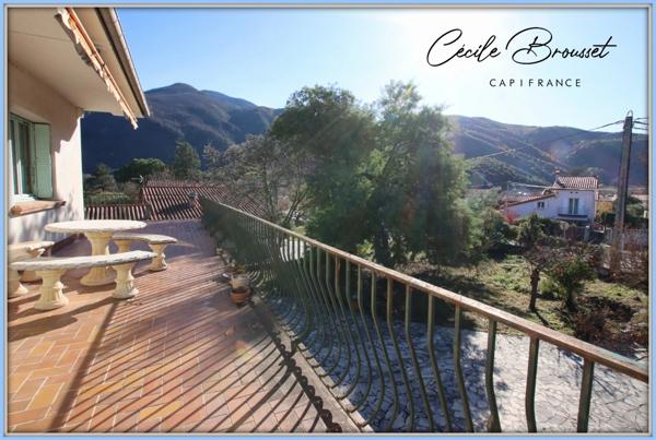 Belle villa 4 faces sur 1464m2 de terrain à vendre 7 pièces ARLES SUR TECH (66)