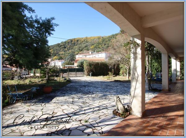 Belle villa 4 faces sur 1464m2 de terrain à vendre 7 pièces ARLES SUR TECH (66)