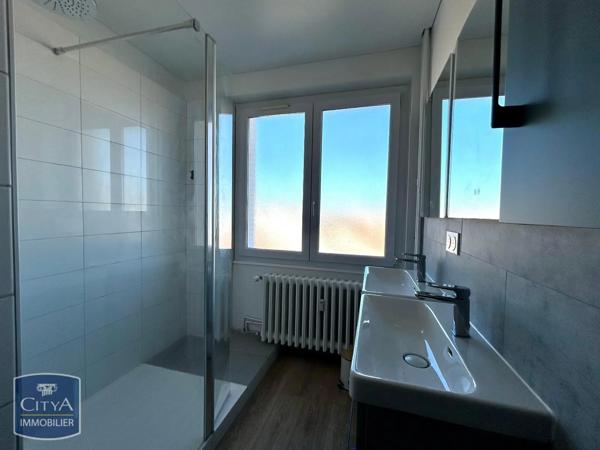 Appartement à louer 4 pièces 81.25m² Nancy (54000)