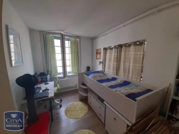 Appartement à louer 4 pièces 93.87m²