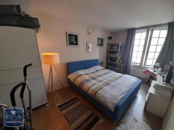 Appartement à louer 4 pièces 93.87m²