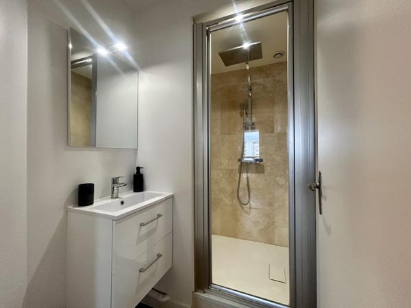 Superbe colocation avec salle d'eau individuelle - Lyon5/Limite TASSIN