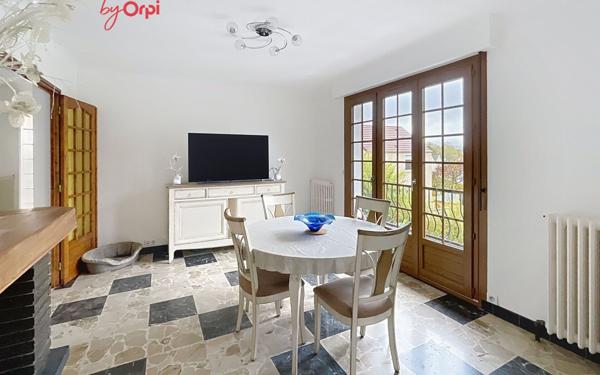 Maison à vendre    4 pièces • 77 m2 Juziers