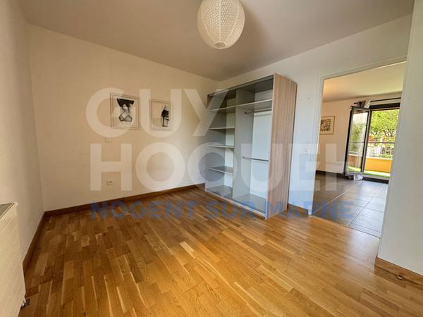 Proche centre-ville / Balcon / Parking