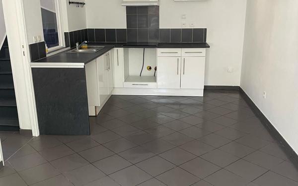 Maison à vendre    9 pièces • 186 m2 Saint-Julien