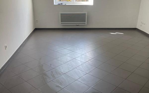 Maison à vendre    9 pièces • 186 m2 Saint-Julien