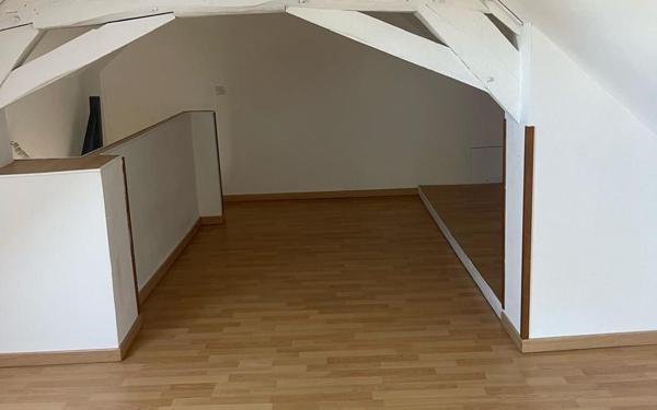 Maison à vendre    9 pièces • 186 m2 Saint-Julien