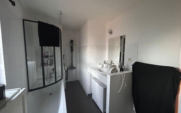 Maison à vendre    9 pièces • 186 m2 Saint-Julien