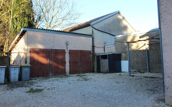 Maison à vendre    9 pièces • 186 m2 Saint-Julien