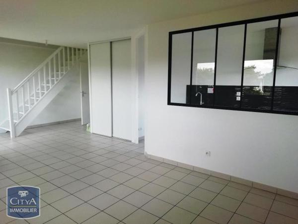 Location appartement Lisieux (14100) 4 pièces 75m²