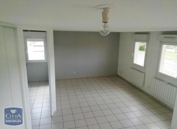 Location appartement Lisieux (14100) 4 pièces 75m²