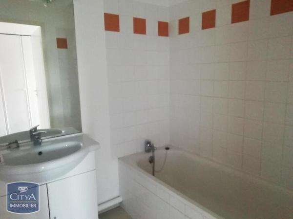 Location appartement Lisieux (14100) 4 pièces 75m²