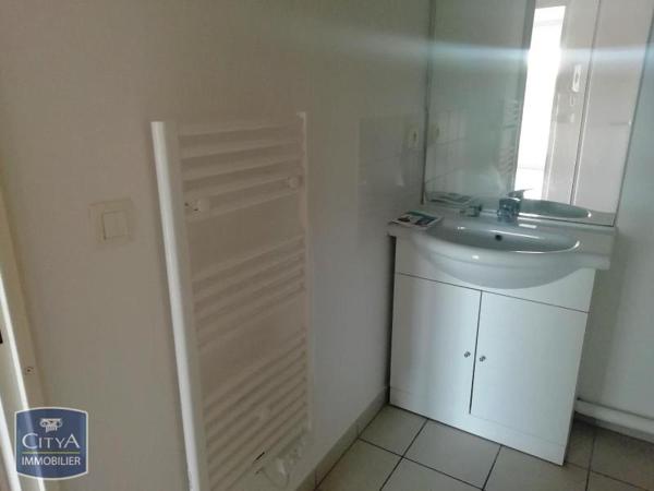 Location appartement Lisieux (14100) 4 pièces 75m²