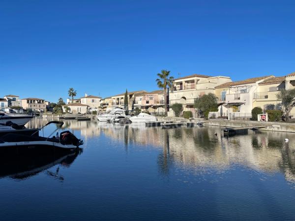 MARINA INDIVIDUELLE 5 PIÈCES 155 M2 AVEC PISCINE ET GARAGE AIGUES MORTES
