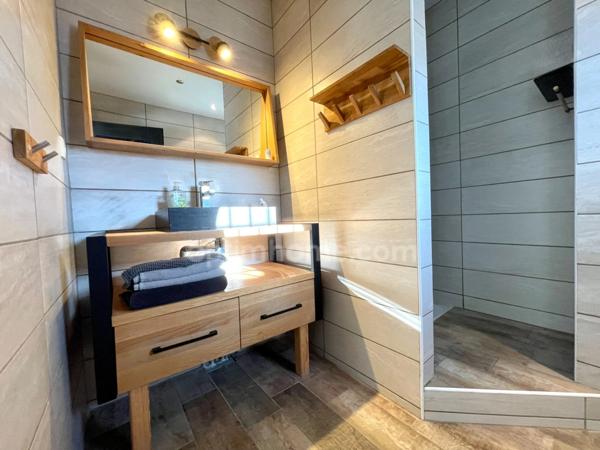 MARINA INDIVIDUELLE 5 PIÈCES 155 M2 AVEC PISCINE ET GARAGE AIGUES MORTES