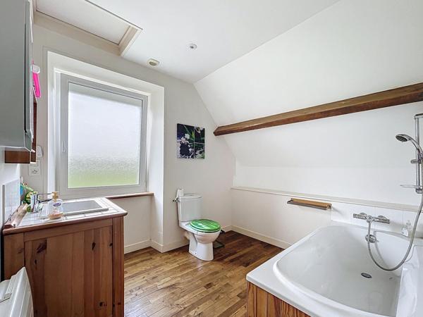 Maison à Dinan, 22100 - 10 pièces 252m²