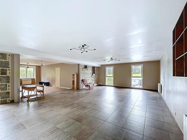 Maison à Dinan, 22100 - 10 pièces 252m²