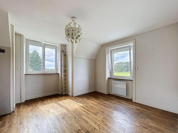 Maison à Dinan, 22100 - 10 pièces 252m²