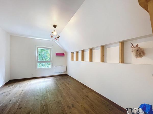 Maison à Dinan, 22100 - 10 pièces 252m²