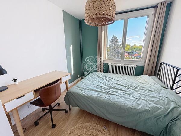 CHAMBRE À LOUER EN COLOCATION – VÉNISSIEUX