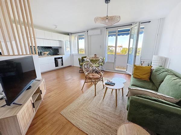 CHAMBRE À LOUER EN COLOCATION – VÉNISSIEUX