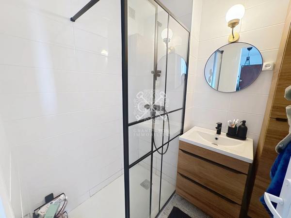 CHAMBRE À LOUER EN COLOCATION – VÉNISSIEUX
