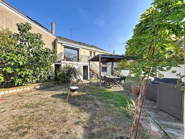 Maison Angers rénovée de 170 m2 avec studio indépendant