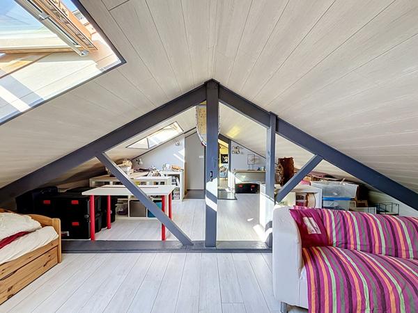 Maison Angers rénovée de 170 m2 avec studio indépendant