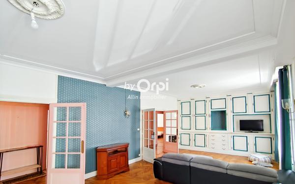 Appartement à vendre    4 pièces • 134,83 m2 Montluçon