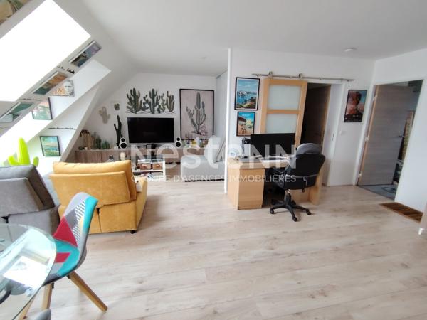 A VENDRE MONTIGNY LE BX LE VILLAGE GRAND 3 PIECES DE 82M² EN DERNIER ETAGE AVEC ASCENSEUR