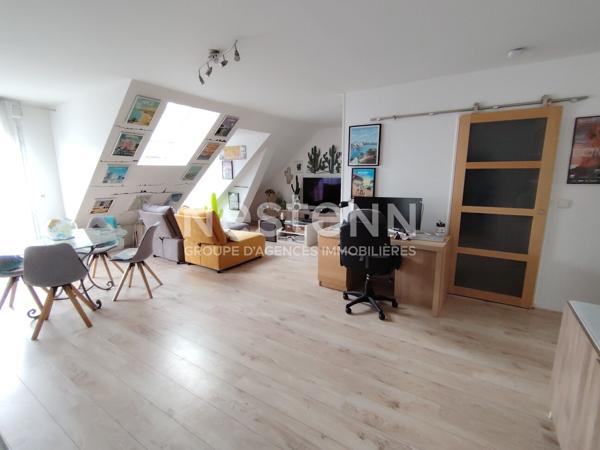 A VENDRE MONTIGNY LE BX LE VILLAGE GRAND 3 PIECES DE 82M² EN DERNIER ETAGE AVEC ASCENSEUR