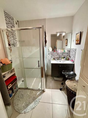 Appartement F3 à vendre  3 pièces - 74,65 m2 CLAYE SOUILLY - 77