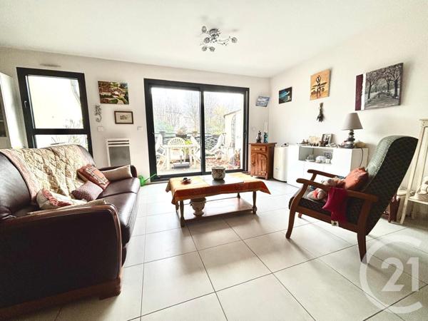 Appartement F3 à vendre  3 pièces - 74,65 m2 CLAYE SOUILLY - 77