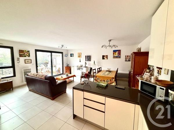 Appartement F3 à vendre  3 pièces - 74,65 m2 CLAYE SOUILLY - 77